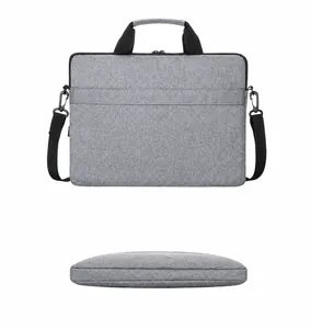 Doppia vista della borsa grigia per laptop con dettagli su retro e spessore