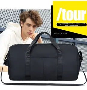 Detail of the travel bag featuring a wet-dry compartment and separate shoe storage