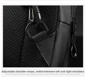 Détail de la boucle en D réglable et du tissu en maille respirant du sac homme