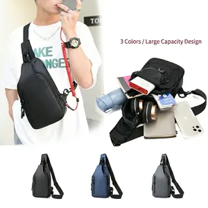 Sac de Poitrine Imperméable pour Homme avec Grande Capacité et Port de Charge USB Sac Bandoulière Décontracté pour Voyage Extérieur