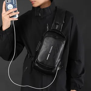 Sacoche bandoulière noire pour homme avec serrure antivol et port de charge USB intégré