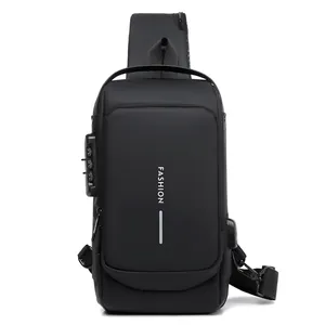 Wasserdichte schwarze Crossbody Brusttasche mit Diebstahlsicherung und USB-Anschluss