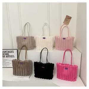 Sac fourre-tout en peluche multicolore avec fausse fourrure rayée et fines bandoulières
