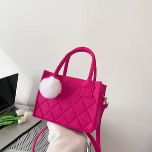 Damen Mode Filz Rautensteppung Kleine Quadratische Tasche Mit Verstellbarem Schultergurt Casual Pendeln Umhängetasche Handtasche