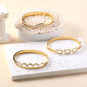 Stainless Steel Geometric Bracelet 18K Gold Plated Hollow Wave Open Bangle With Zircon Shell Enamel Daisy Jewelry For Women