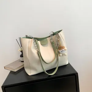 Women Fashion Minimalist Large Capacity Tote Bag PU Leather Shoulder Handbag With Chain Strap Cute Sheep Pendant Fashion