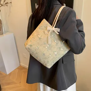 Sac fourre-tout tissé rétro avec broderie florale et nœuds en dentelle blanche