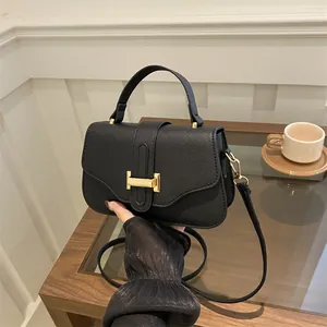 French Vintage Women Litchi Pattern PU Leather Handbag Gold H Buckle Single Shoulder Crossbody Bag For Daily Commute