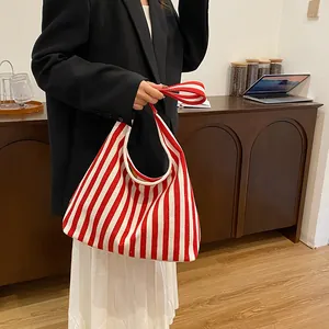 Sac hobo en toile à rayures rouges et blanches, grand sac fourre-tout pour le quotidien