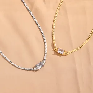 Conjunto de collares elegantes de oro y plata con circón rectangular y cadena plana