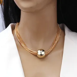 Collana a Catena Multistrato in Lega Esagerata per Donna Placcata Oro Argento Lucido Grande Ciondolo a Sfera Collana Clavicola Hip Hop Gioielli di Moda