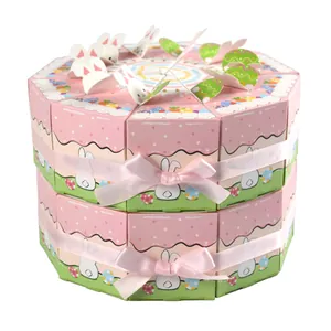 Boîte cadeau de Pâques à deux étages en forme de gâteau avec motifs lapin et ruban