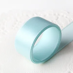 Rotolo di Nastro di Raso Blu Cielo per Confezioni Regalo Decorazione Festa di Nozze Artigianato Fai da Te Nastro in Poliestere