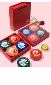 Détails du coffret cadeau Mooncake avec boîtes intérieures colorées et sac rouge