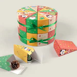 Weihnachtsfeiertag Verpackung DIY Kuchen Form Keil Papier Behälter Mit Grünem Band Für Party Feiertag Mit Mehreren Mustern