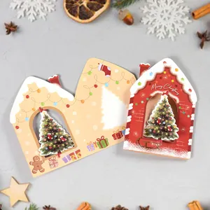 Rotierende 3D-Weihnachtskarte in Lebkuchenhaus-Optik mit festlicher Weihnachtsdekoration