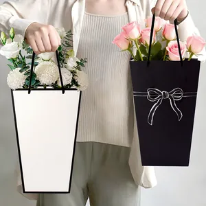 Minimalist Trapezoid Paper Gift Bags With Handles Black White Souvenir Packaging For Wedding Birthday Flower Party Favors