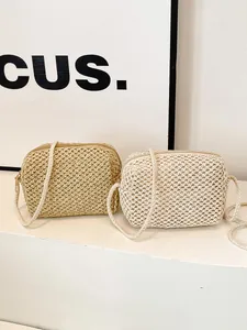 Women Summer Mini Hand-woven Straw Crossbody Bag Pastoral Style Small Square Beach Holiday Messenger Bag With Zipper Closure