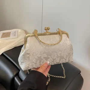 Sac de Soirée Rétro Broderie Florale Jacquard Style Chinois Fermoir en Métal Sac à Main Poignée en Or Chaîne Mariage Fête