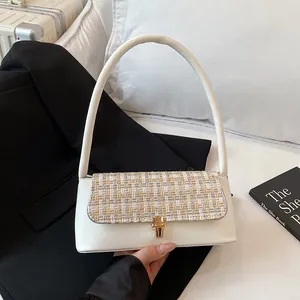 Women Vintage PU Leather Tweed Splicing Underarm Bag Gold Metal Buckle Shoulder Bag City Minimalist Fashion Handle Bag Daily Commuting