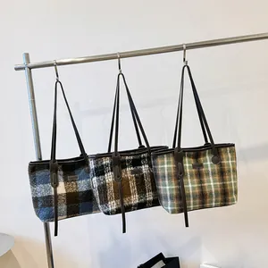 Women Vintage Plaid Woolen Tote Bag Large Capacity Underarm Shoulder Bag With Leather Straps Retro Checkered Handbag