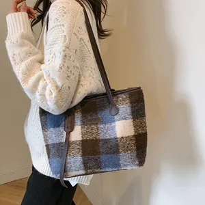 Plaid wool tote bag with leather straps for women, large capacity shoulder bag style