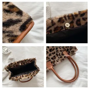 Dettaglio della borsa tote leopardata in peluche con chiusura magnetica e manici in PU