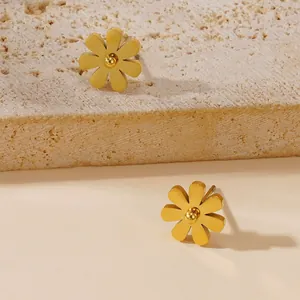 Boucles d'oreilles tournesol minimalistes en acier inoxydable plaqué or 18 carats