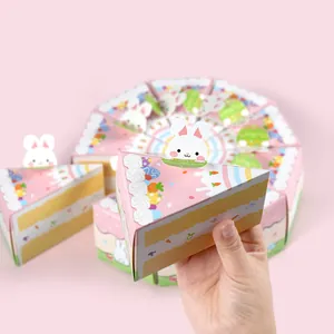 Boîte cadeau de Pâques en forme de gâteau jaune et rose pour bonbons avec oreilles