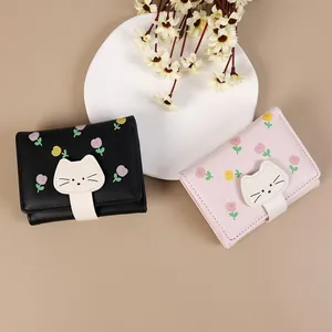Süßes Katzenkopf-Schnalle Kurz Geldbörse PU-Leder Trifold Tulpen Blumendruck Täglich Kleine Portemonnaie Damen Mädchen