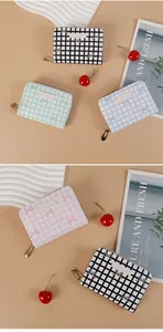 Details zur Gitter-Geldbörse mit Schleifendruck und Cute Girl Label in vier Farben