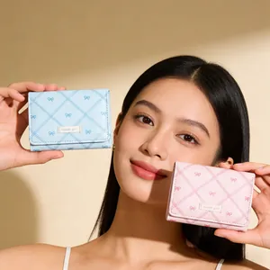 Petit Portefeuille Court à Trois Volets pour Femmes Motif Nœud en Cuir PU Matelassé Couleurs Macaron Porte Cartes et Billets