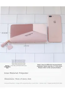 Aménagement intérieur du portefeuille long rose avec fentes pour cartes et téléphone