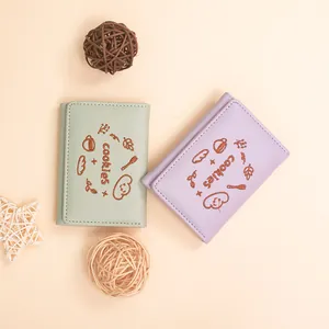 Portefeuille Court à Trois Volets en Cuir PU Brodé de Cookies pour Femmes et Filles Mignon Porte-Cartes à la Mode Avec Fente Photo Coeur