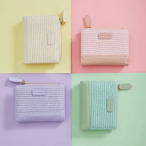 Minimalistische Geldbörsen in Pastellfarben mit Webstruktur und Reißverschluss