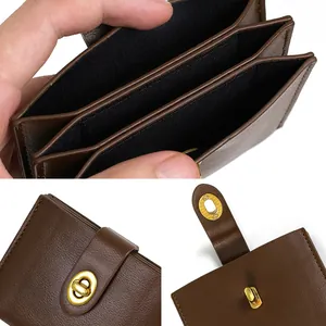 Minimalistische bruine lederen damesportemonnee met een gouden draaisluiting detail