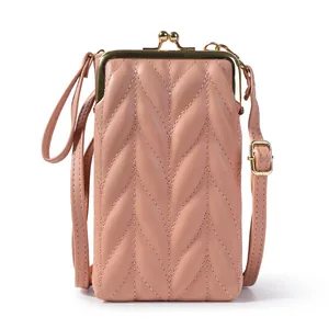 Petit sac bandoulière matelassé rose poudré pour femme avec fermoir métallique