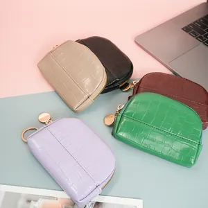 Women's Crocodile Pattern Mini Coin Purse Faux Leather Semi-Circular Key Bag With Gold Keyring Portable Small Wallet For Coins Keys