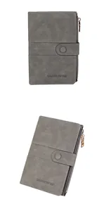 Dettaglio del porta passaporto RFID grigio in ecopelle con texture opaca e tasca a zip