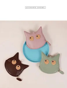 Presentazione di pochette in pelle PU a forma di gatto con cerniere in metallo e cuciture
