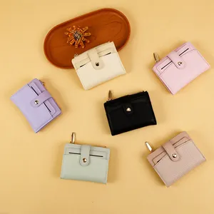 Set di portafogli pieghevoli da donna minimalisti in colori macaron con goffratura