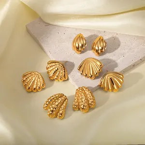 18k gold plated stainless steel stud earrings set with textured shell pattern