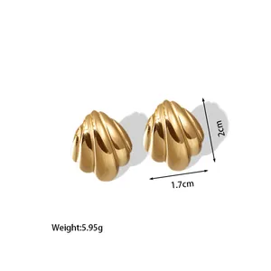 Detail view of 18k gold plated shell earrings with dimensions and weight measurement