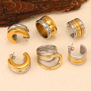 Bijoux en Acier Inoxydable Vintage Plaqué Or 18K Boucles d'Oreilles Créoles à Rayures en C et Bagues Larges pour Femme
