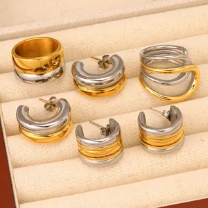 Ensemble bague et boucles d'oreilles C en acier inoxydable bicolore or 18 carats et argent