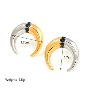 Two-tone 18K gold and silver horn earrings with black stones, 1.7cm size details