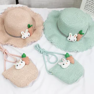 Strohhut-Set für Kinder mit passender Umhängetasche und niedlichen Hasen-Motiven
