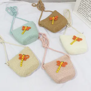 Lot de sacs à main en paille pour enfants en cinq couleurs avec libellules