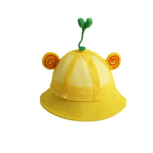 Cappellino da sole giallo per neonati traspirante con rete e decoro a germoglio