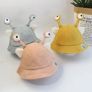 Cappello da Pescatore per Bambini con Grandi Occhi a Cartone Animato in Cotone Antivento Con Orecchie di Peluche Regolabile